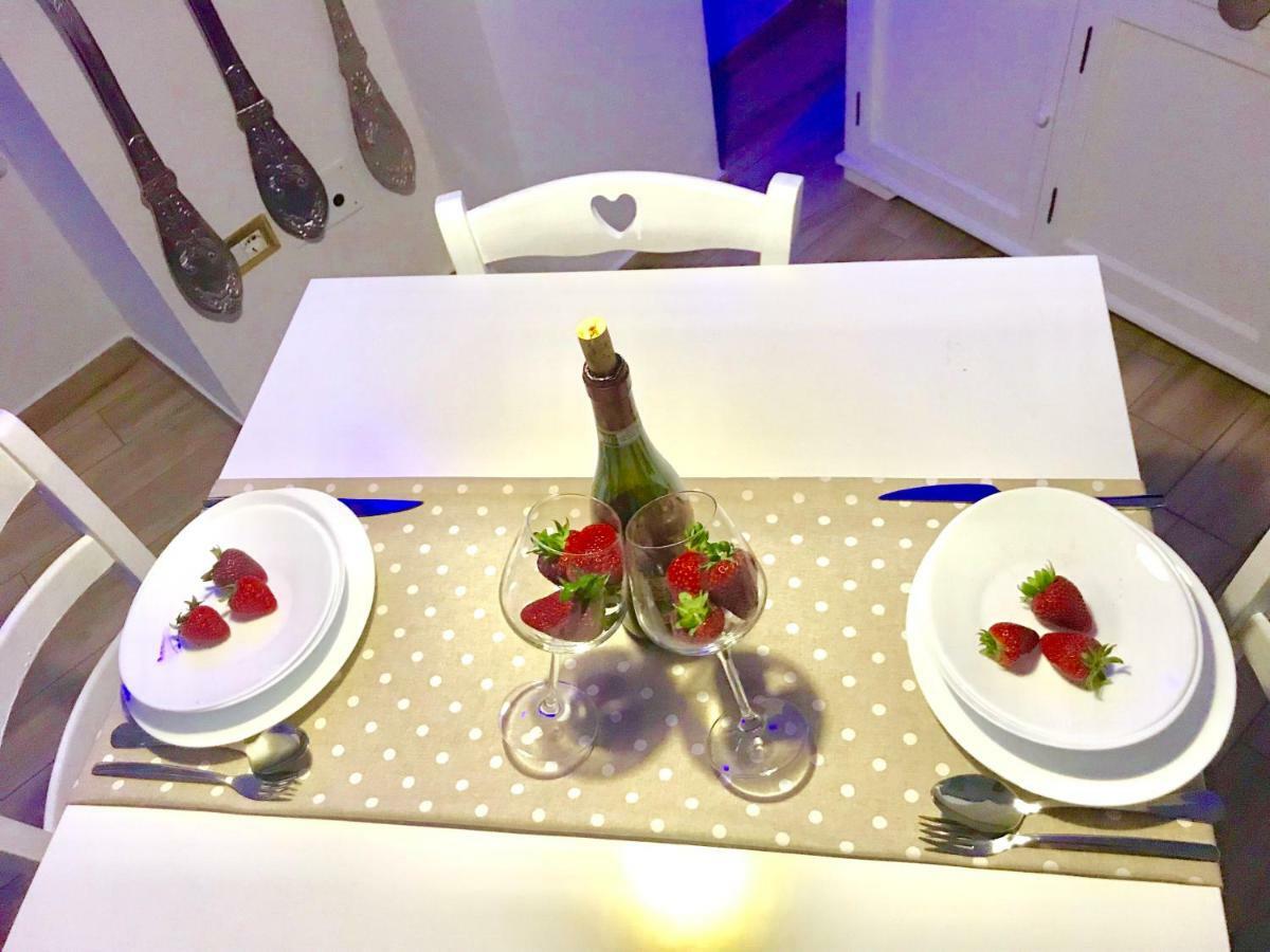 Casanova - Luxury Apartment فيبو فالينتيا المظهر الخارجي الصورة